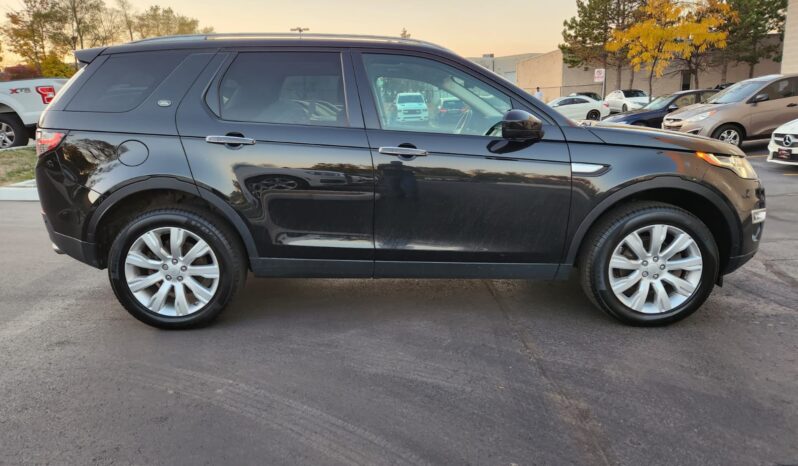
								2015 Land Rover Discovery Sport Luxury full									