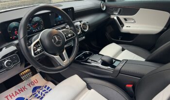 
									2022 Mercedes-Benz CLA 250 4MATIC full								